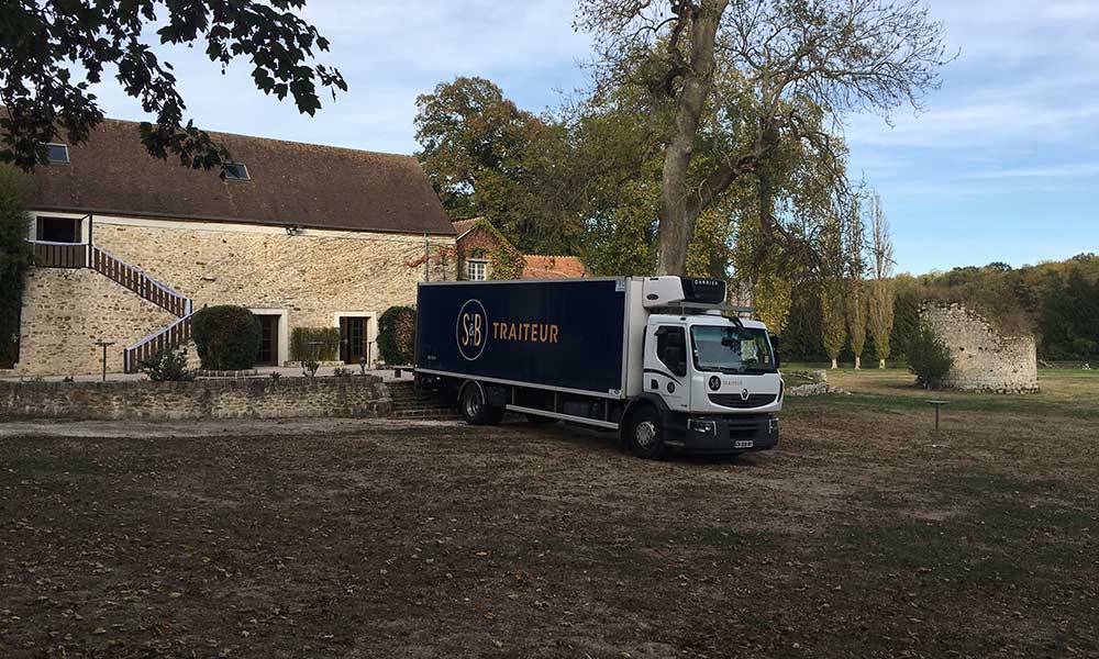 Camion cuisine mobile S&B Traiteur